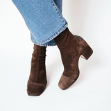 Wanda | Wildleder-Stiefelette mit Quadratzehe