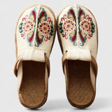 Rebekka | Bestickte flache Sandalen