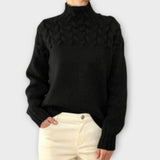 Eva - Damenpullover mit detailliertem Zopfmuster