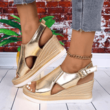 Brigitte | Stylische Metallic-Sandalen