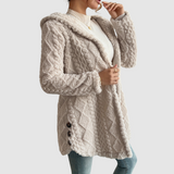 Barbora - Kapuzenstrickjacke aus Kunstfell