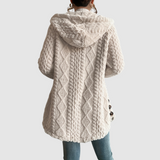 Barbora - Kapuzenstrickjacke aus Kunstfell