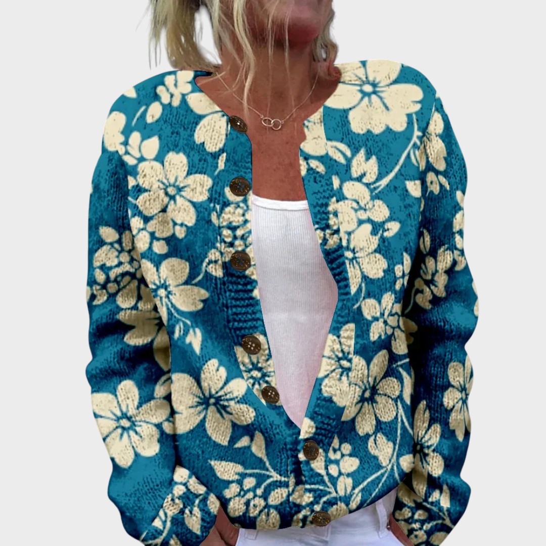 Mechthild – Strickjacke in Petrol mit weißen Margeriten