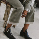 Meta | Elegante Stiefelette mit spitzer Zehenform
