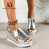 Brigitte | Stylische Metallic-Sandalen