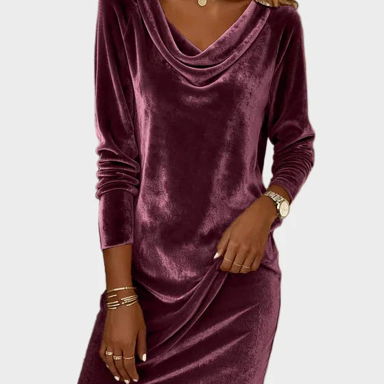 Nadine | Lockeres Samtkleid