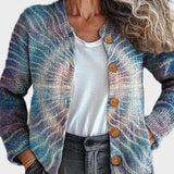 Rosalinde – Strickjacke im weichen Farbverlauf von Creme über Türkis bis Tiefblau – Elara München