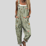 Marlene | Salbeigrüne Latzhose mit Blumenmix