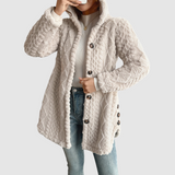 Barbora - Kapuzenstrickjacke aus Kunstfell