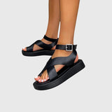Carmen | Kräftige Plateausandalen