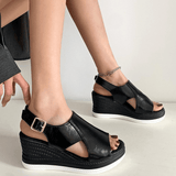 Brigitte | Stylische Metallic-Sandalen