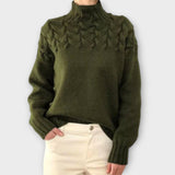 Eva - Damenpullover mit detailliertem Zopfmuster