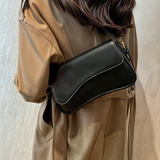 Handtasche Damen – Vegane Umhängetasche mit Kette