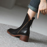 Amalie | Klassische Stiefelette in Braun
