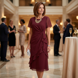 Lena | Kleid mit Drapierung und Rüschen