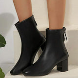 Dietlinde | Stiefelette mit moderatem Blockabsatz in Rot