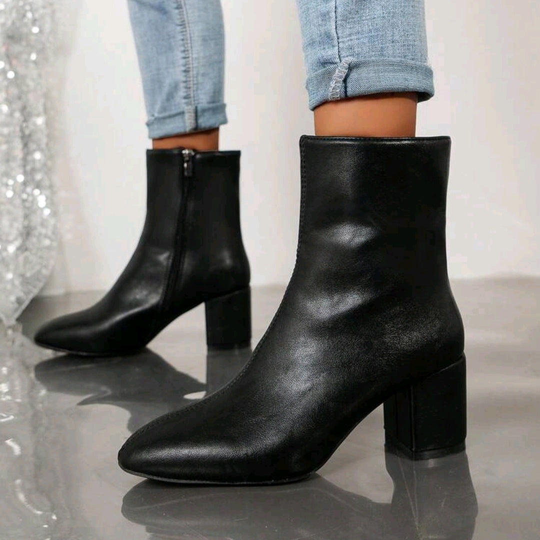 Johanna | Stiefelette mit Blockabsatz in acht Farben