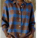 Rosemarie – zweifarbiger Karo-Strickcardigan in Braun und Blau