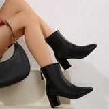 Dietlinde | Stiefelette mit moderatem Blockabsatz in Rot