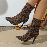 Dora | Stiefelette aus Wildleder im Leopardenmuster