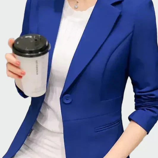 Leontýna - Blazer in perfektem Schnitt