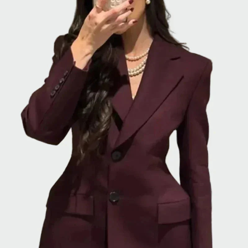 Nikol - Blazer mit Imposantem Schnitt und Knöpfen