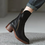 Amalie | Klassische Stiefelette in Braun