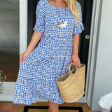 Andrea | Midi-Kleid in Sand mit kurzen Ärmeln