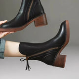 Amalie | Klassische Stiefelette in Braun