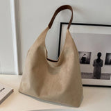 Elegante vegane Wildleder-Tasche – Geräumige Schulterhandtasche