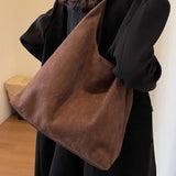 Elegante vegane Wildleder-Tasche – Geräumige Schulterhandtasche