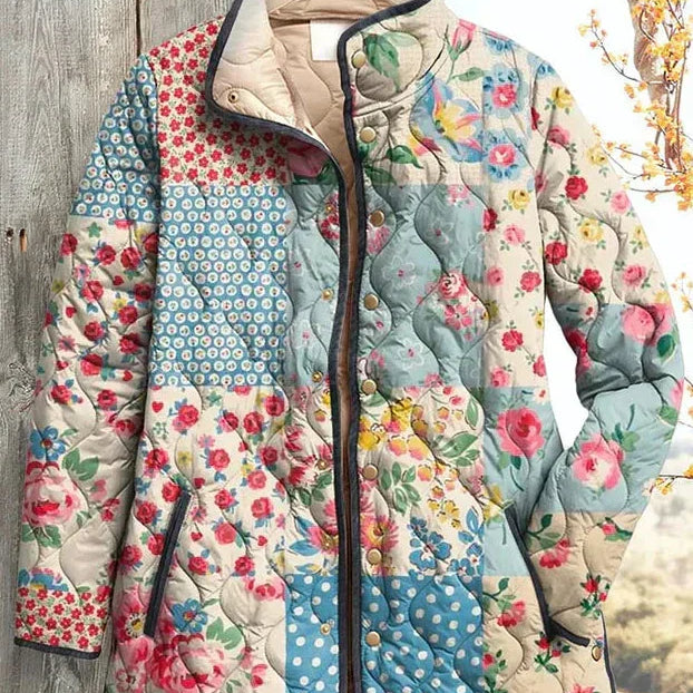 Viola Steppjacke im Blumen-Patchwork, weitere Ansicht – Elara München
