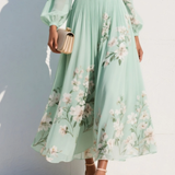 Elfriede | Grünes Midi-Chiffonkleid mit Blumenplissee