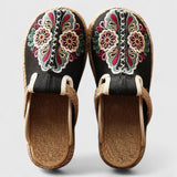 Rebekka | Bestickte flache Sandalen
