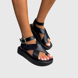 Carmen | Kräftige Plateausandalen