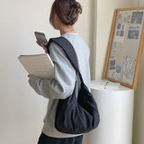 Puffer Schultertasche Damen – Vegane Leder Hobo Bag mit Reißverschluss