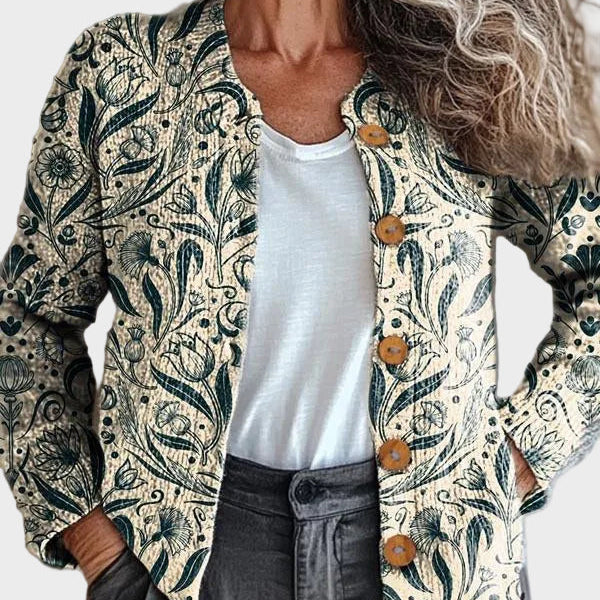 Ilse – Strickjacke mit großem Ornamentmuster in Schwarz und Creme – Elara München