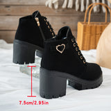 Clara | Schnür-Stiefelette mit goldener Herzschnalle