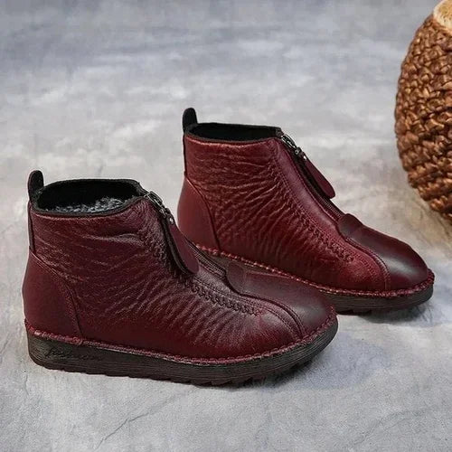 Traute | Rutschfeste Stiefelette in Rot