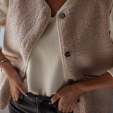 Nerina | Damen Rundhalsweste mit Taschen und Knöpfen