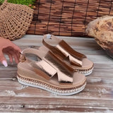 Brigitte | Stylische Metallic-Sandalen
